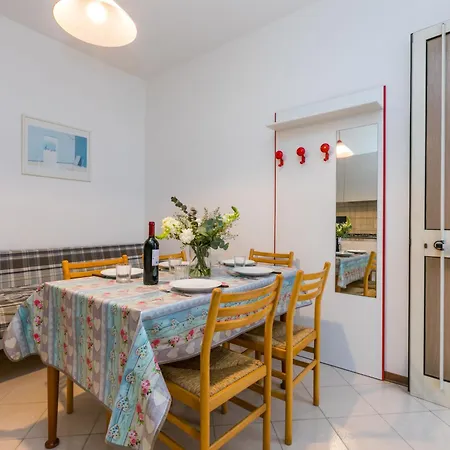 Guglielmo E Anna-4 By Interhome