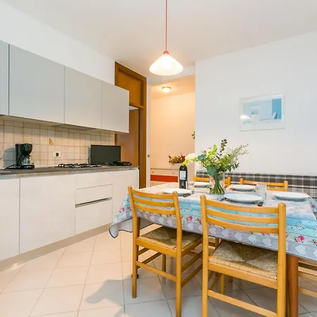 Apartment Guglielmo E Anna-4 By Interhome Lignano Sabbiadoro