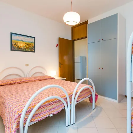 Guglielmo E Anna-4 By Interhome *